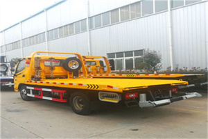 铜川附近拖车救援搭电